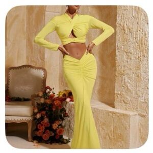 Chic Yellow Women's Skirt Set
